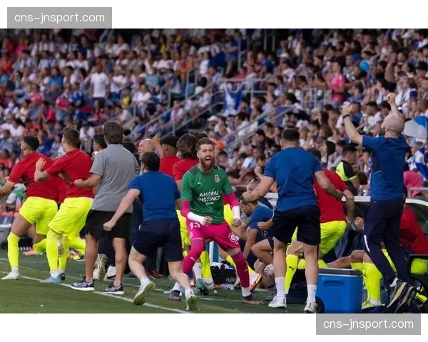 深度报道:赫罗纳本赛季高位压迫体系的数据可视化分析与局限性 深度报道:赫罗纳本赛季高位压迫体系的数据可视化分析与局限性