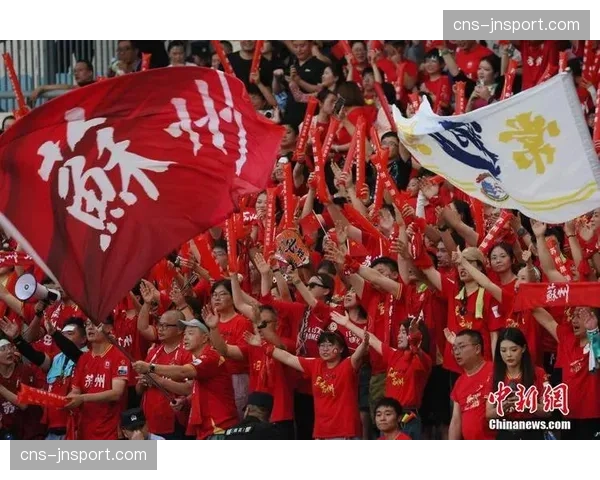 江苏省城市足球联赛热身赛吸引20059名球迷现场观赛