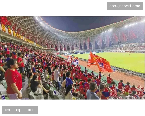 跟随中超海外制作团队，记录一场面向全球转播的“中国足球之夜”。